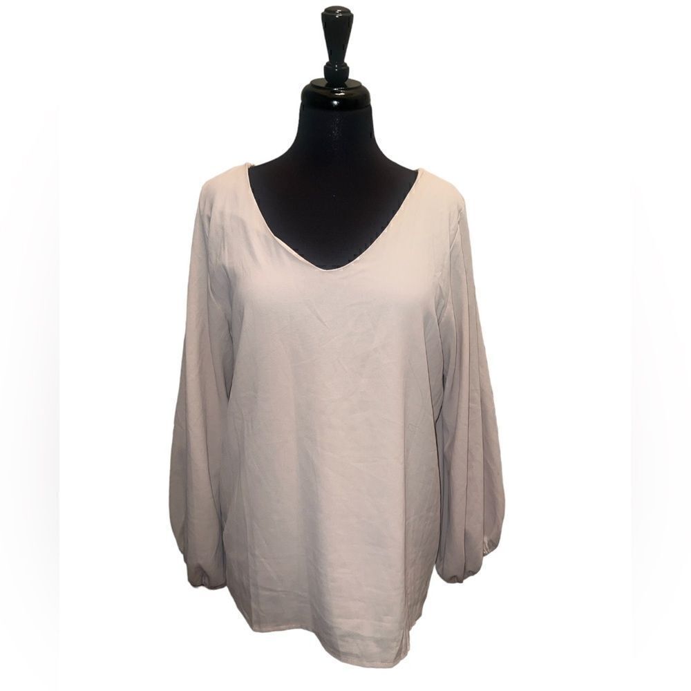 🐘 Qearal beige blouse